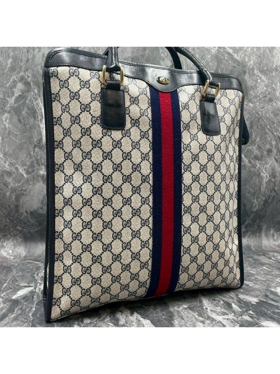 Gucci Handbags - ★SOLD★ Gucci GG Sherry Line Tote Navy Beige Logo